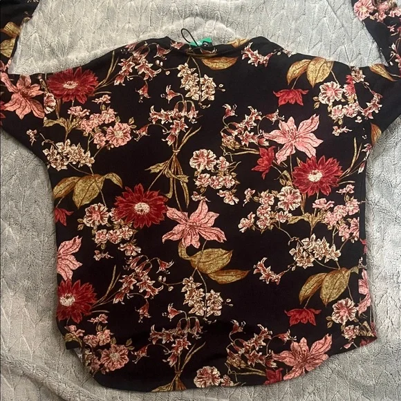 Well Worn Black Floral Long-Sleeve Top with Red, Pink & Gold Accents - Picture 3 of 3